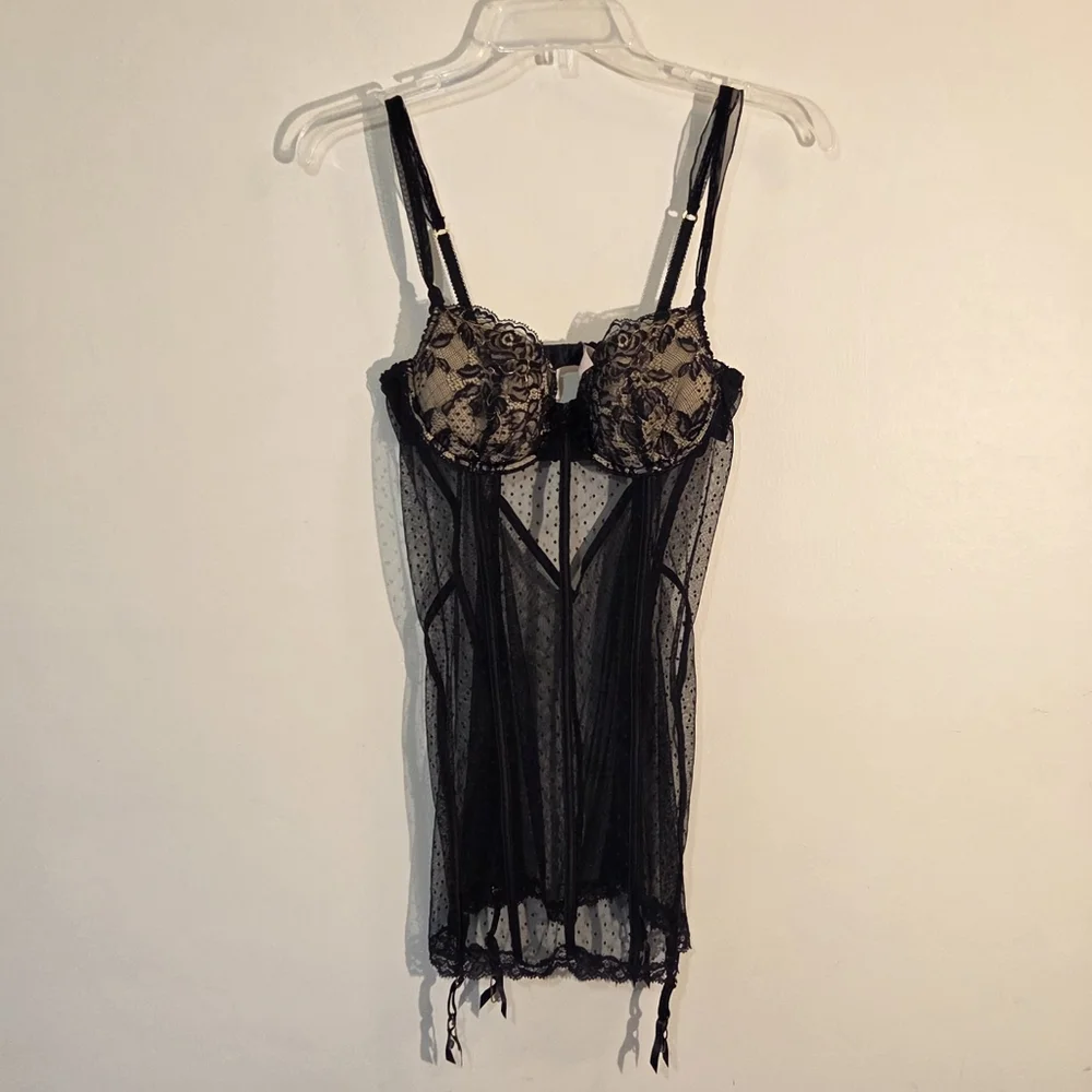 Victoria's Secret Very Sexy Babydoll 36B - Picture 1 of 9